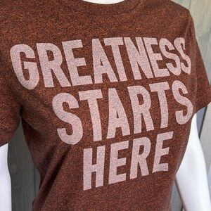 NWOT Old Navy Active Graphic Tee Size Large